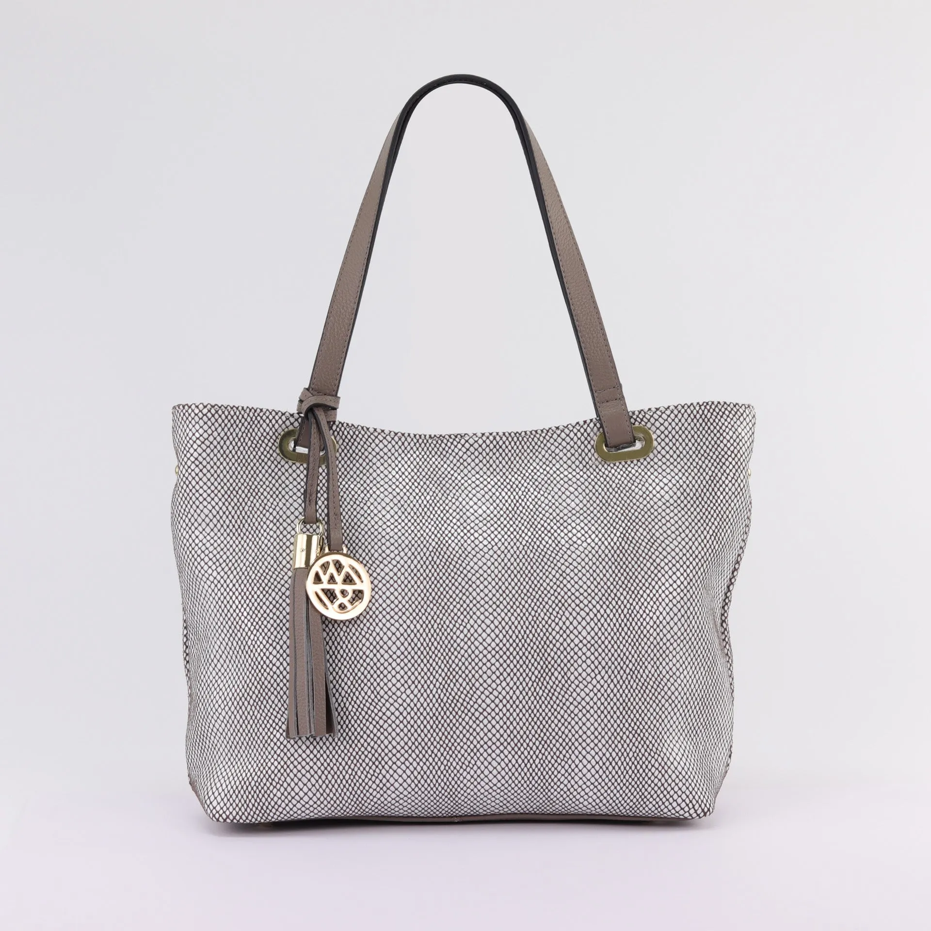 Kiera leather tote